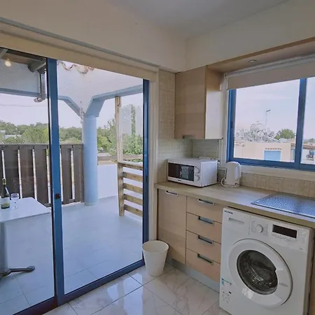 Chrisoula Garden Apartment