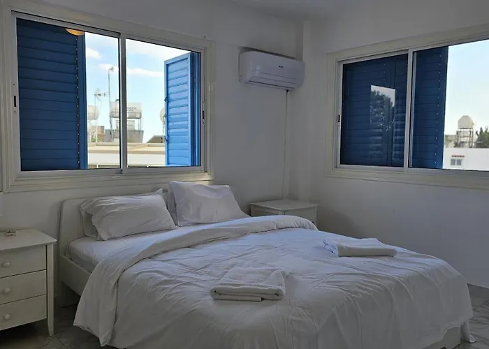 Daire Chrisoula Garden *