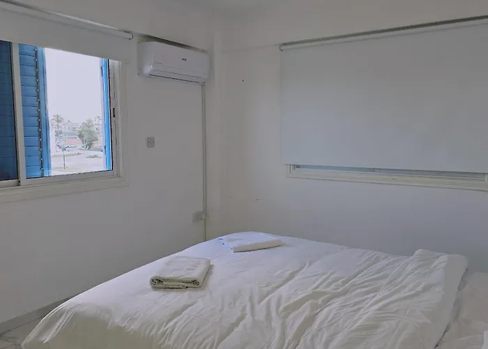 Daire Chrisoula Garden Voroklini